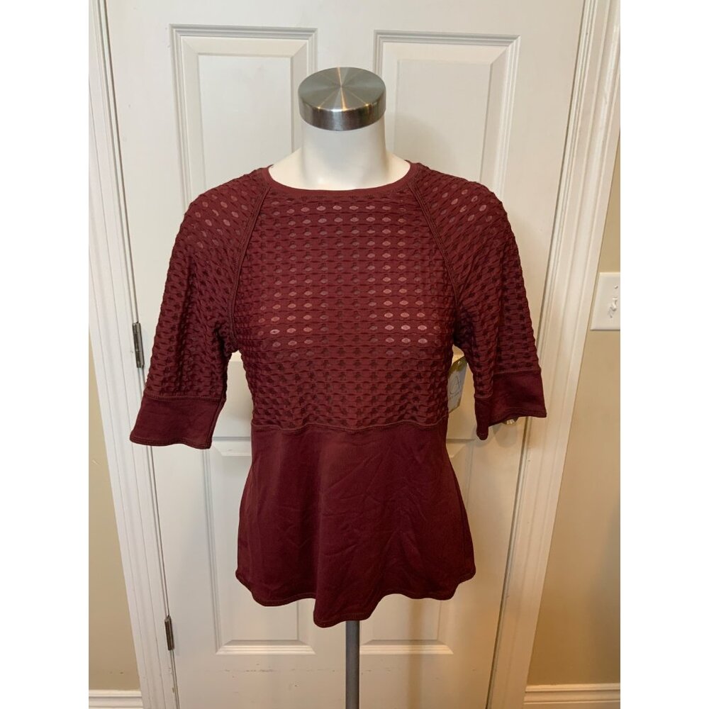Worth Maroon Textured Short Sleeve Stretchy Top, Size S